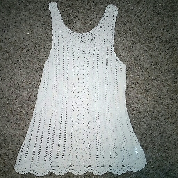 Lace Cream Sleeveless Top - Picture 1 of 2